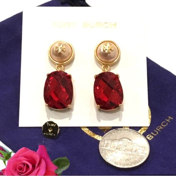 POSH SHOW ITEM - Picture 2 of 3